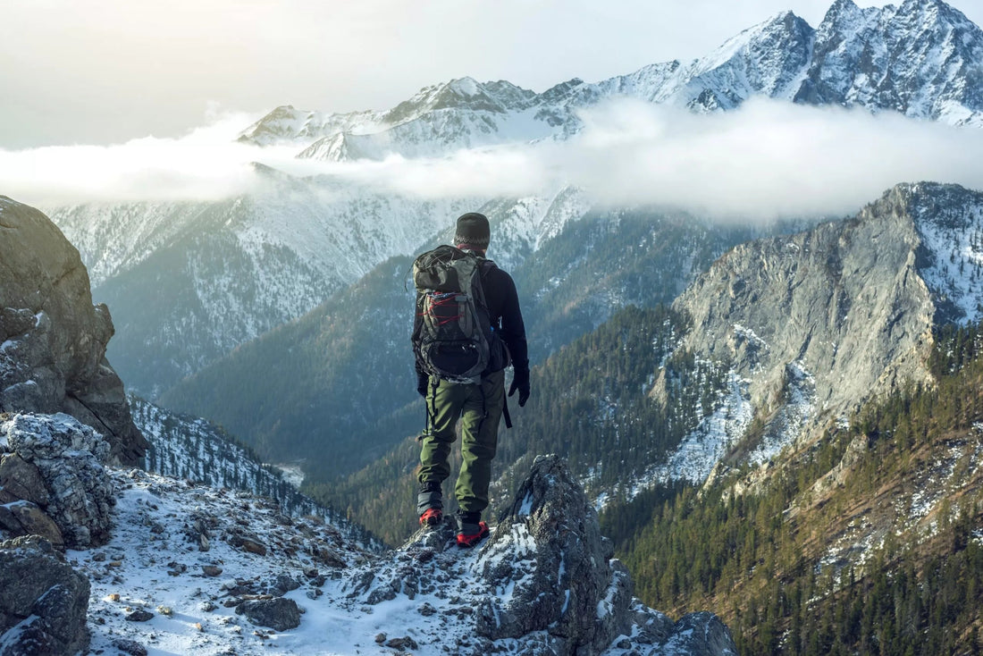 How to Build the Perfect Outdoor Adventure Kit